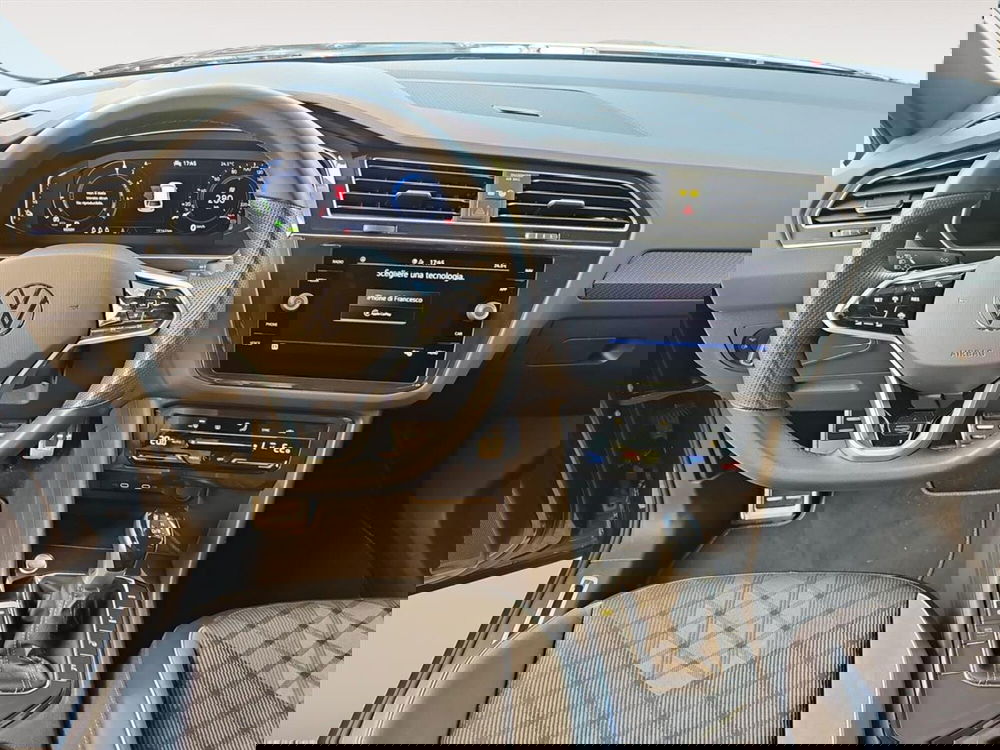 Volkswagen Tiguan usata a Lecco (9)