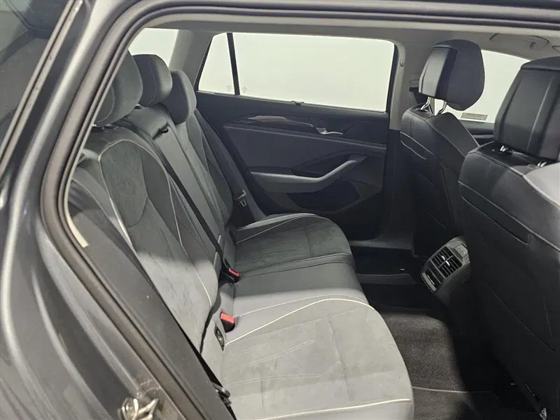 Volkswagen Passat usata a Lecco (11)