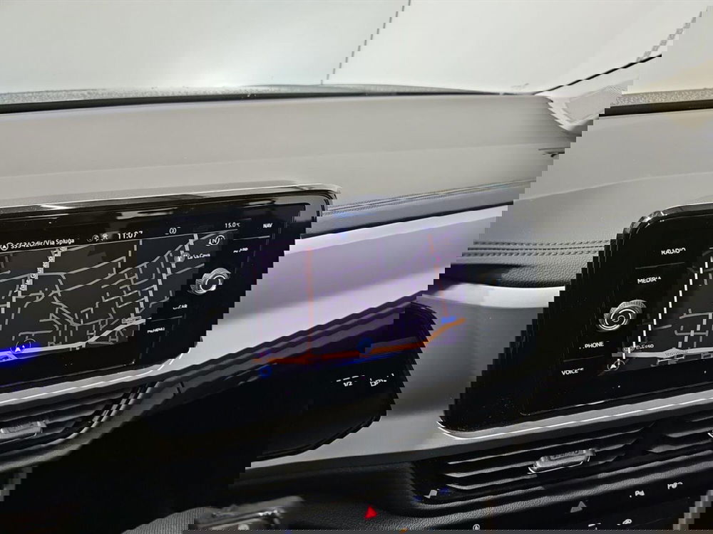 Volkswagen T-Roc usata a Lecco (15)