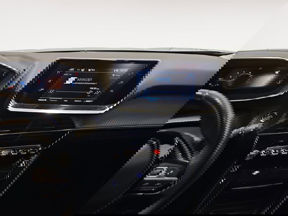 Peugeot 2008 usata a Lecco (10)
