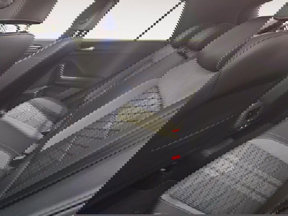 Volkswagen T-Roc usata a Lecco (11)