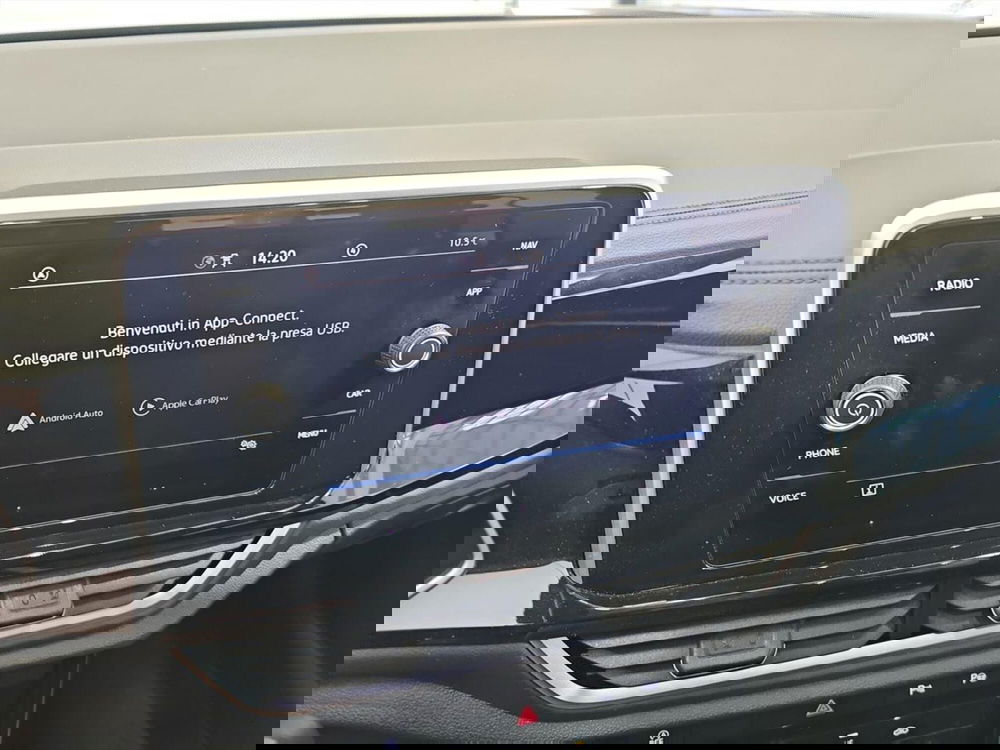 Volkswagen T-Roc usata a Lecco (16)
