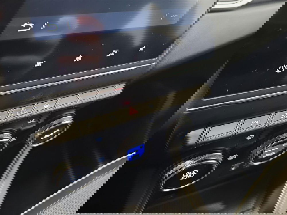 Renault Captur usata a Lecco (19)