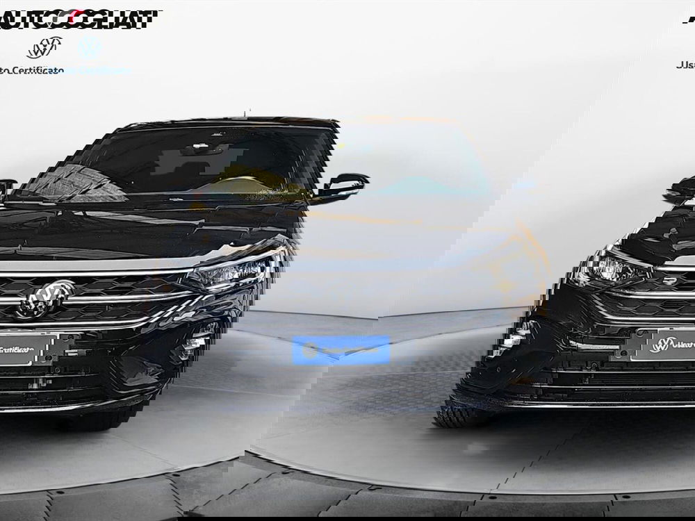 Volkswagen Taigo usata a Lecco (2)