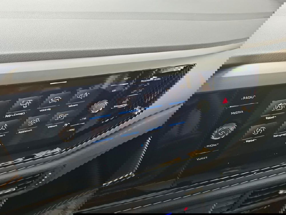 Volkswagen Taigo usata a Lecco (20)