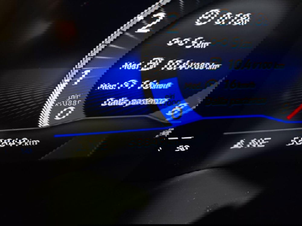 Volkswagen Taigo usata a Lecco (13)