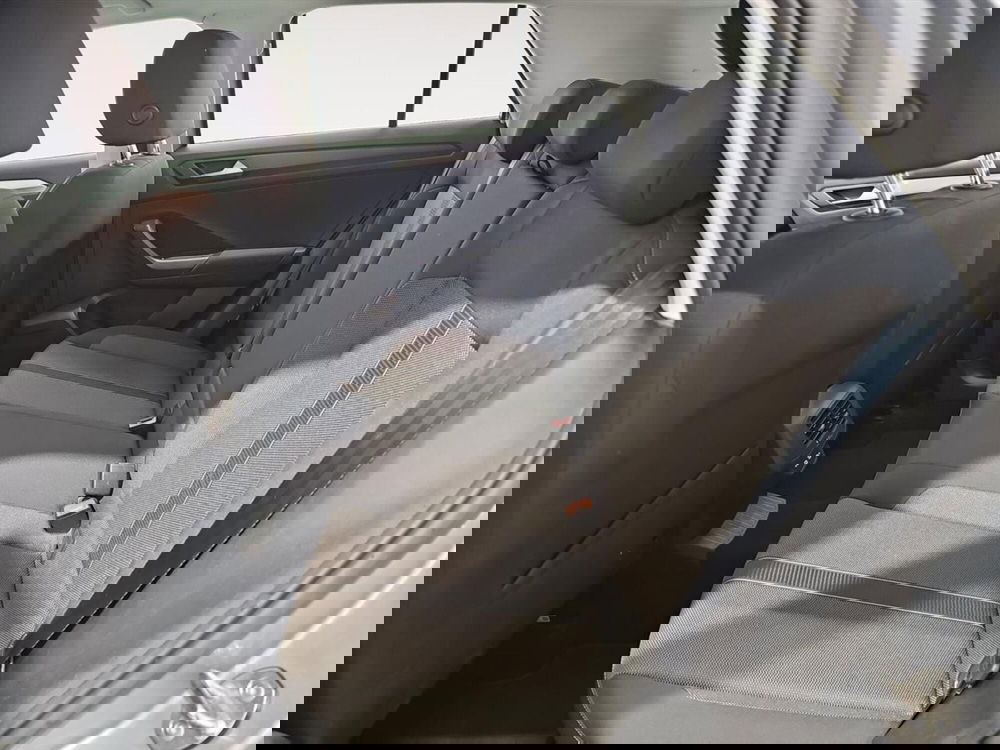 Volkswagen T-Roc usata a Lecco (12)