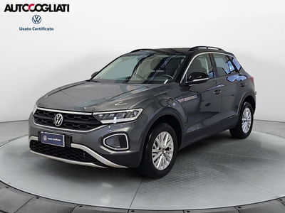 Volkswagen T-Roc 2.0 tdi Life 150cv dsg del 2024 usata a Merate