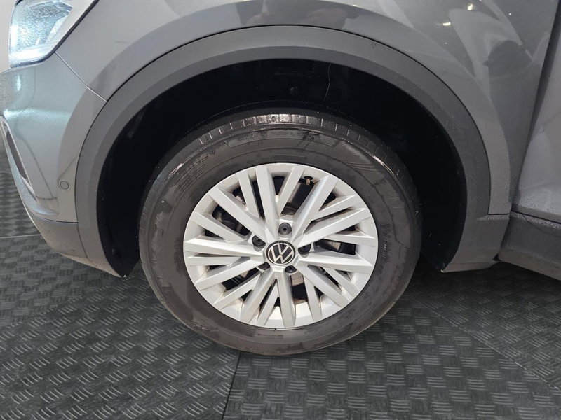 Volkswagen T-Roc usata a Lecco (12)