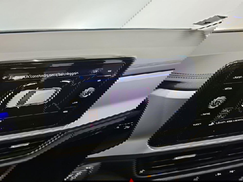 Volkswagen T-Roc usata a Lecco (14)