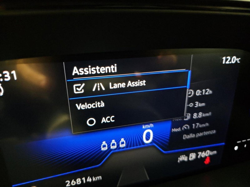 Volkswagen T-Roc usata a Lecco (17)