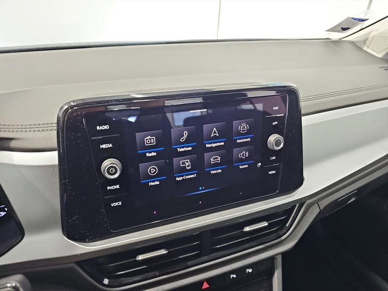 Volkswagen T-Roc usata a Lecco (18)