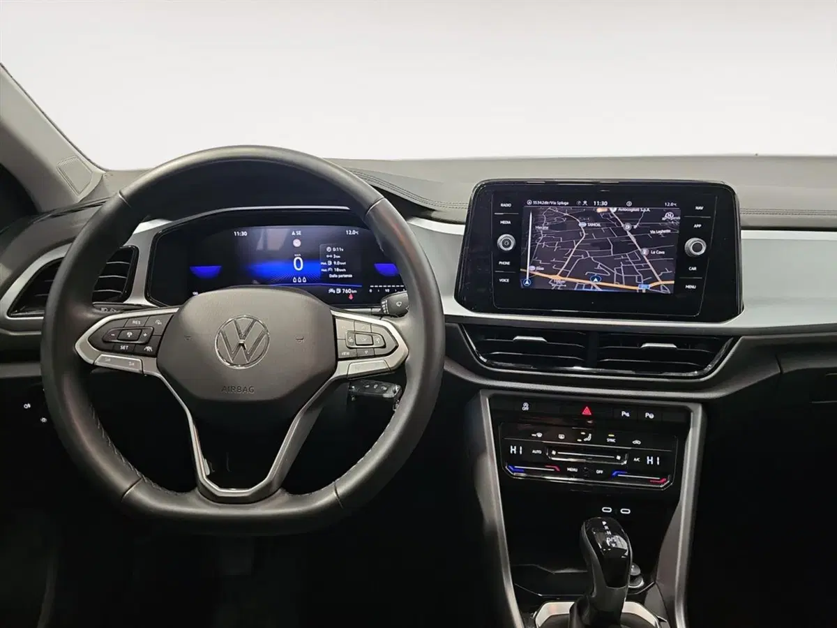 Volkswagen T-Roc usata a Lecco (19)