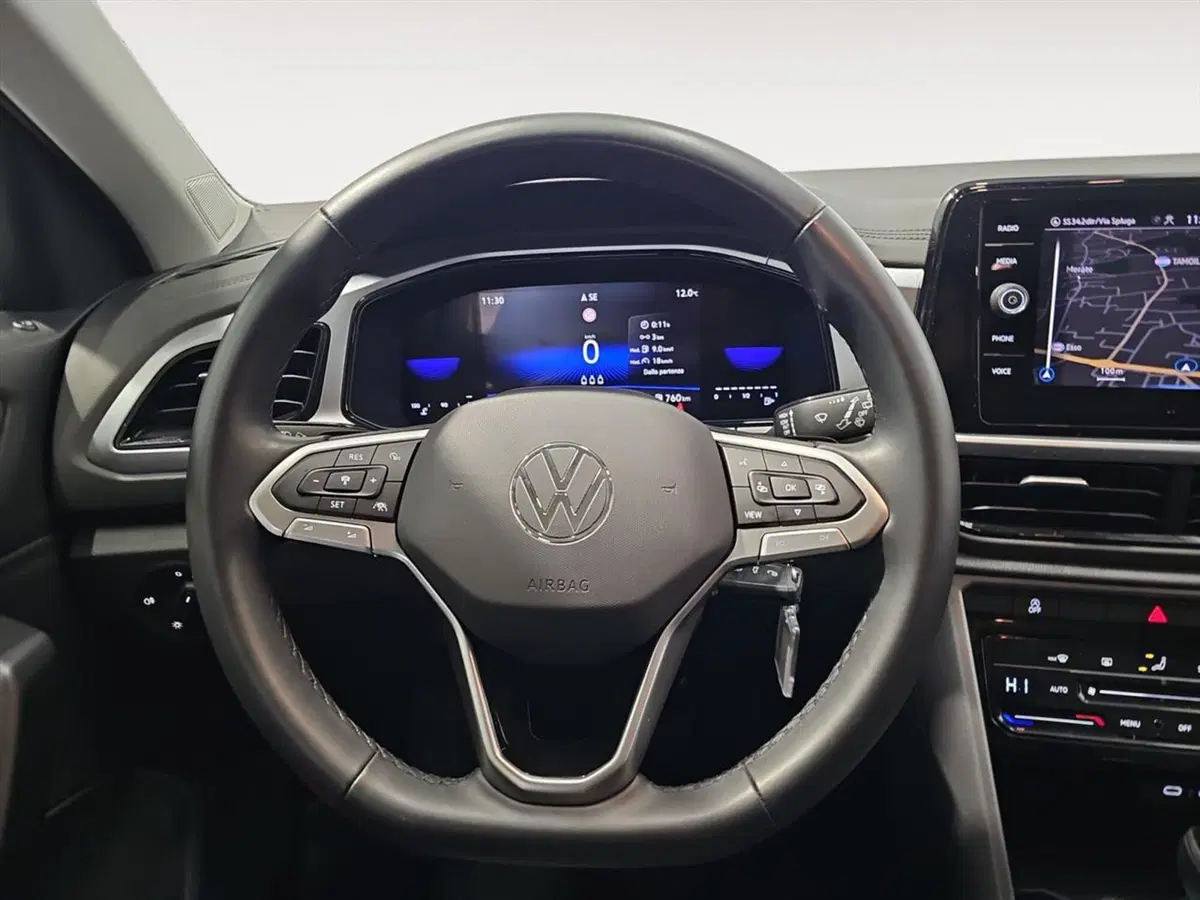 Volkswagen T-Roc usata a Lecco (9)