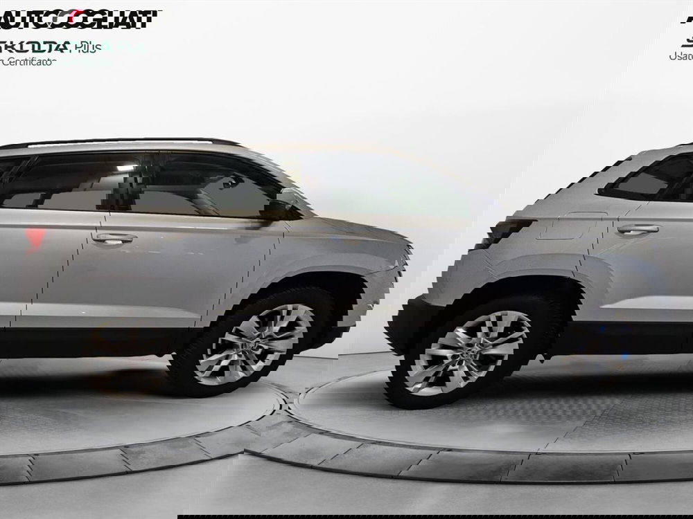 Skoda Karoq usata a Lecco (8)