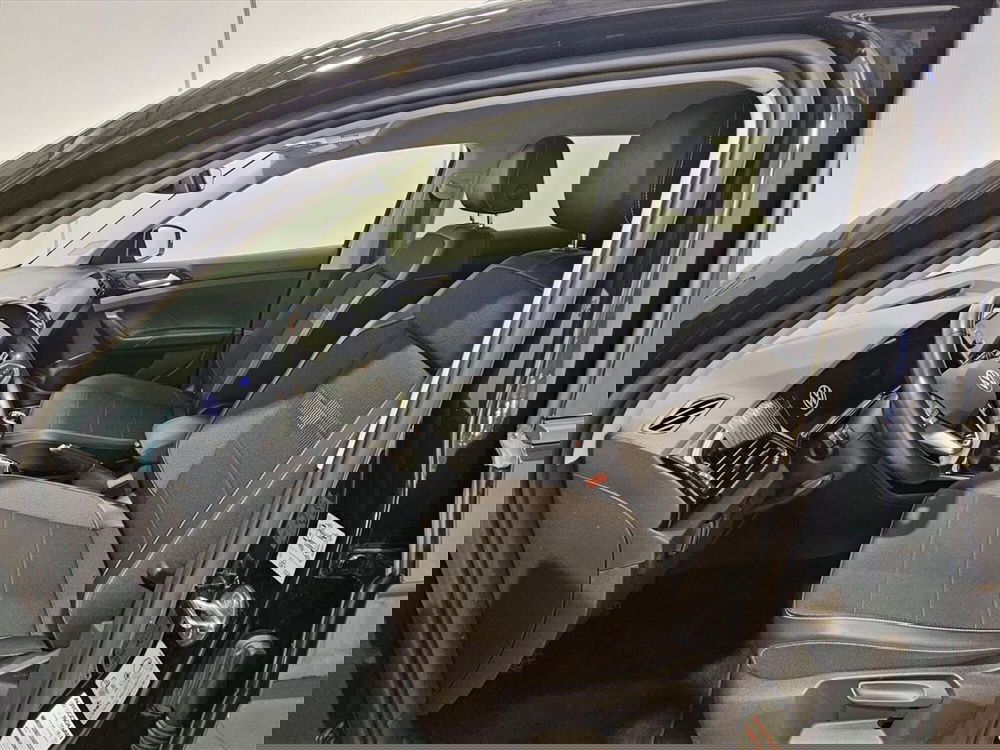 Volkswagen T-Cross usata a Lecco (8)