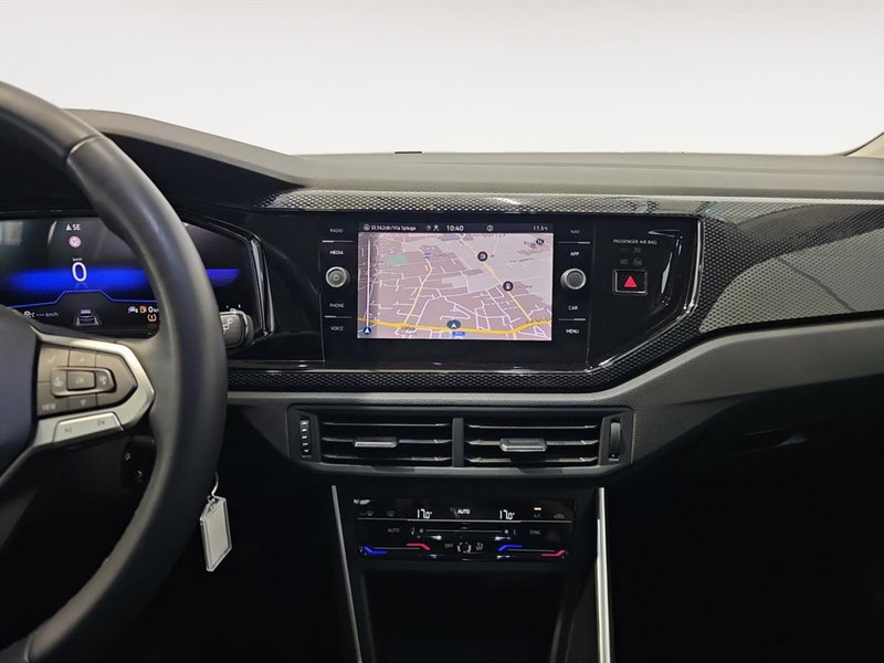 Volkswagen Taigo usata a Lecco (11)