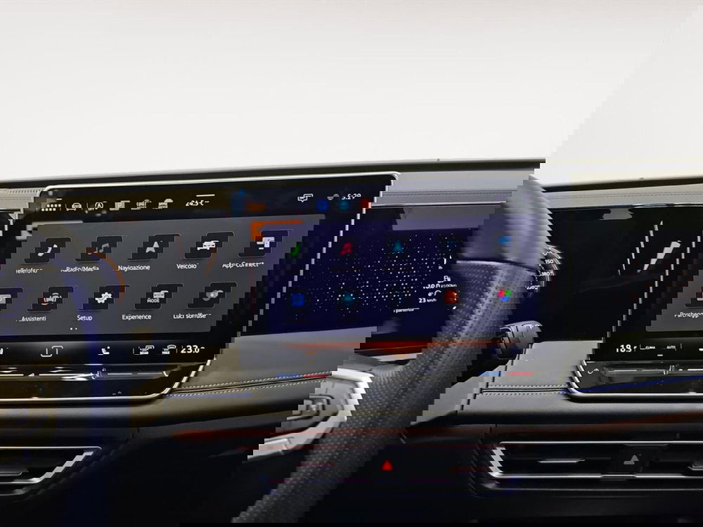 Volkswagen Tiguan usata a Lecco (10)