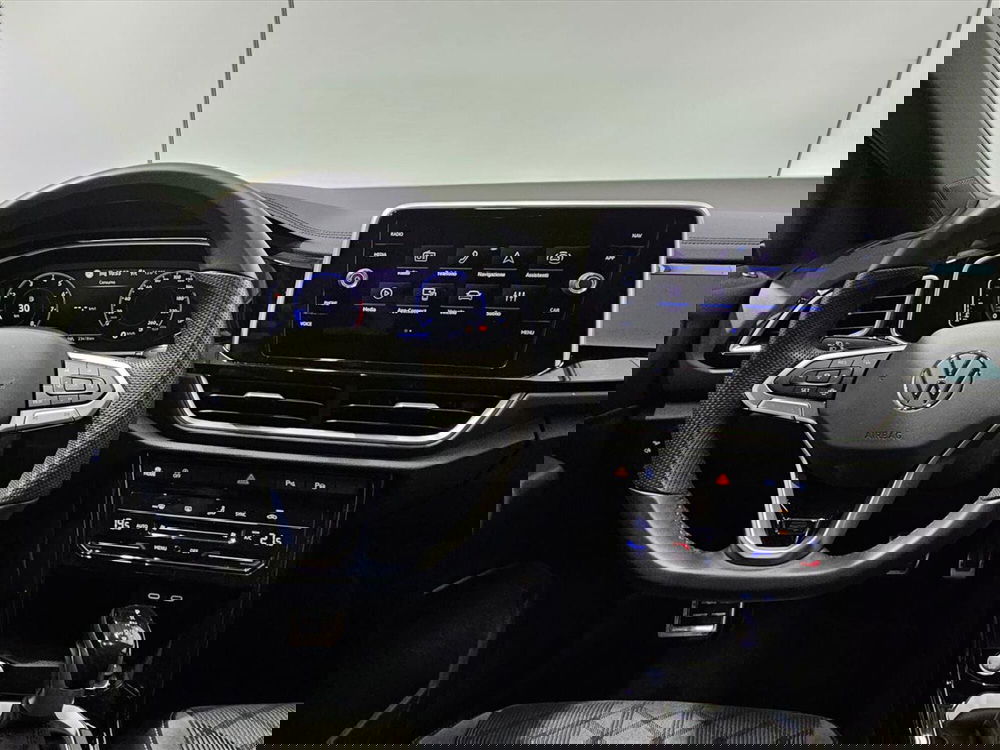 Volkswagen T-Roc usata a Lecco (13)