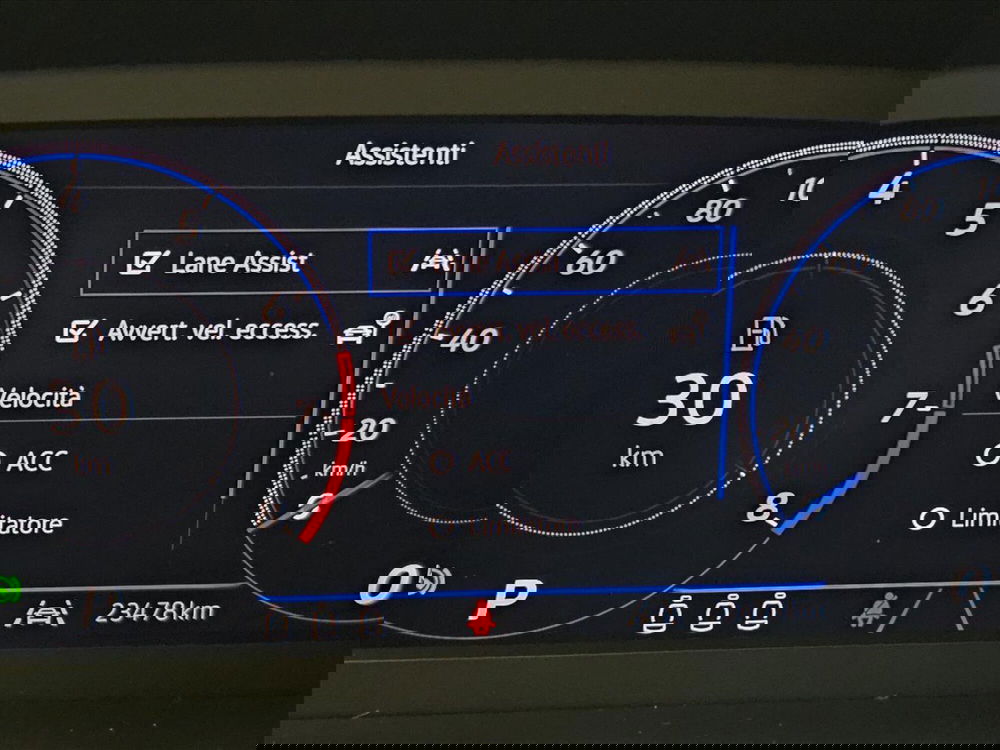 Volkswagen T-Roc usata a Lecco (17)