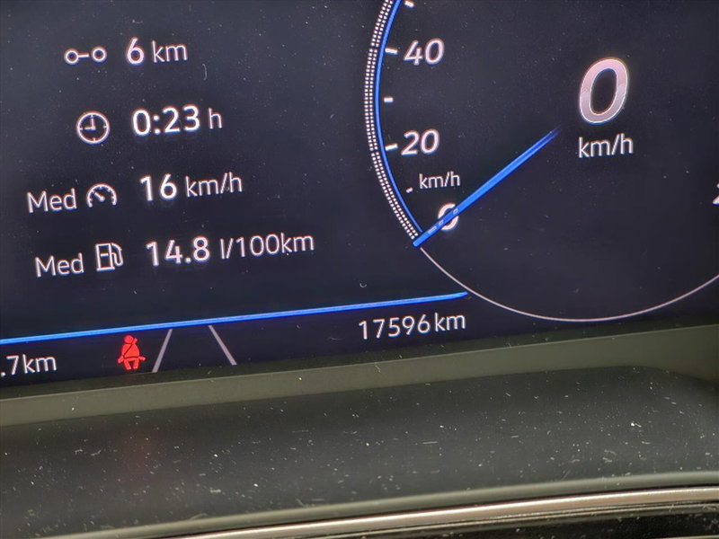 Volkswagen Taigo usata a Lecco (12)