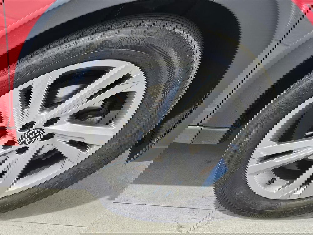 Volkswagen Taigo usata a Lecco (17)