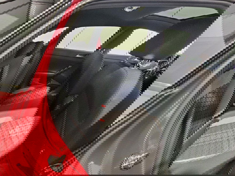 Volkswagen Taigo usata a Lecco (20)