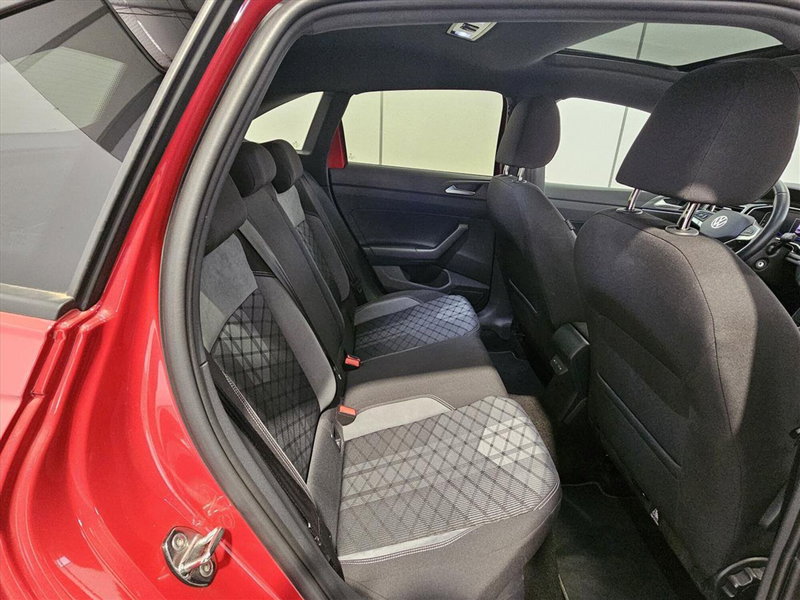 Volkswagen Taigo usata a Lecco (20)