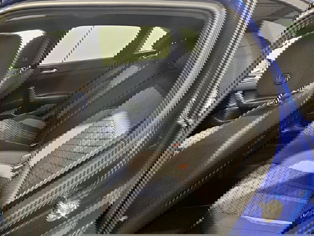 Volkswagen Taigo usata a Lecco (12)