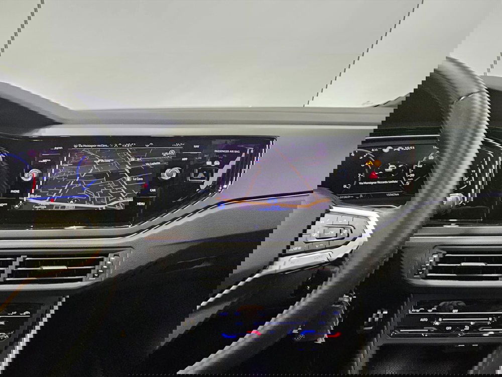 Volkswagen Taigo usata a Lecco (13)