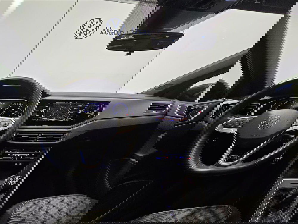 Volkswagen Taigo usata a Lecco (15)