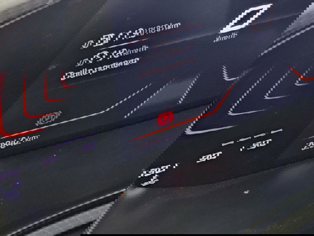 SEAT Arona usata a Lecco (10)