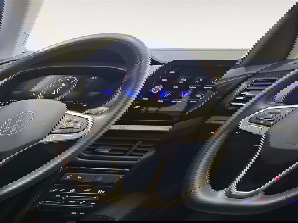 Volkswagen T-Cross usata a Lecco (14)