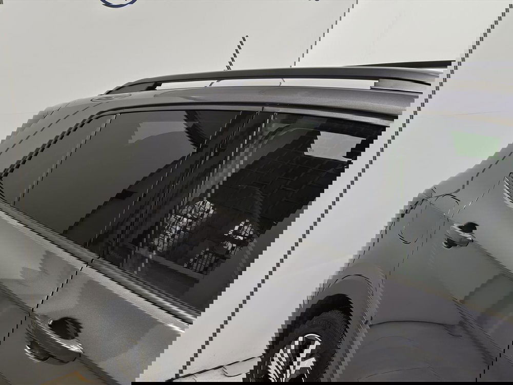 Volkswagen T-Cross usata a Lecco (12)