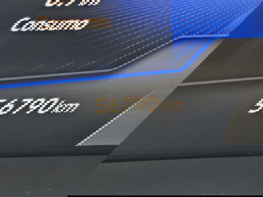 Volkswagen T-Cross usata a Lecco (17)