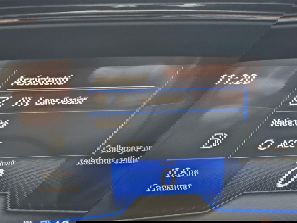 Volkswagen T-Cross usata a Lecco (18)