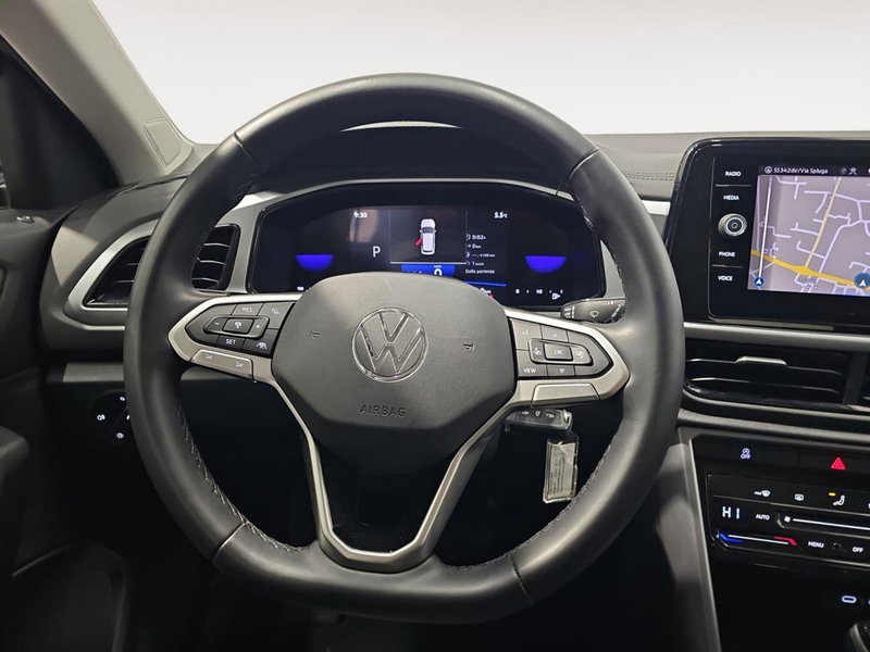 Volkswagen T-Roc usata a Lecco (11)