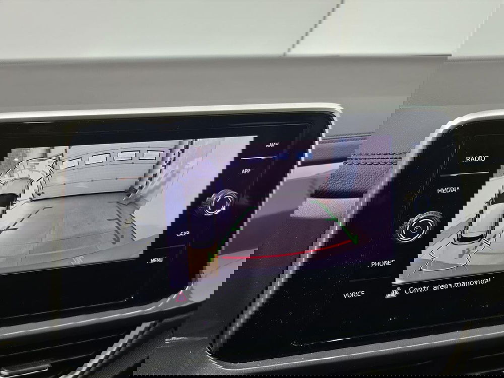 Volkswagen T-Roc usata a Lecco (15)