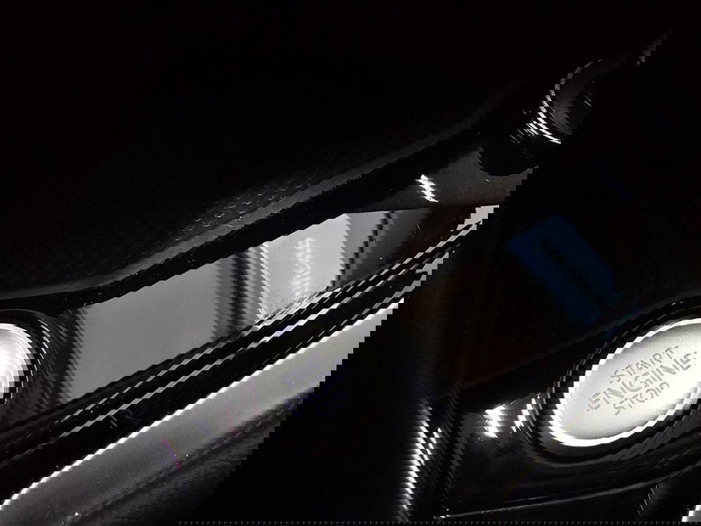 Volkswagen T-Roc usata a Lecco (17)