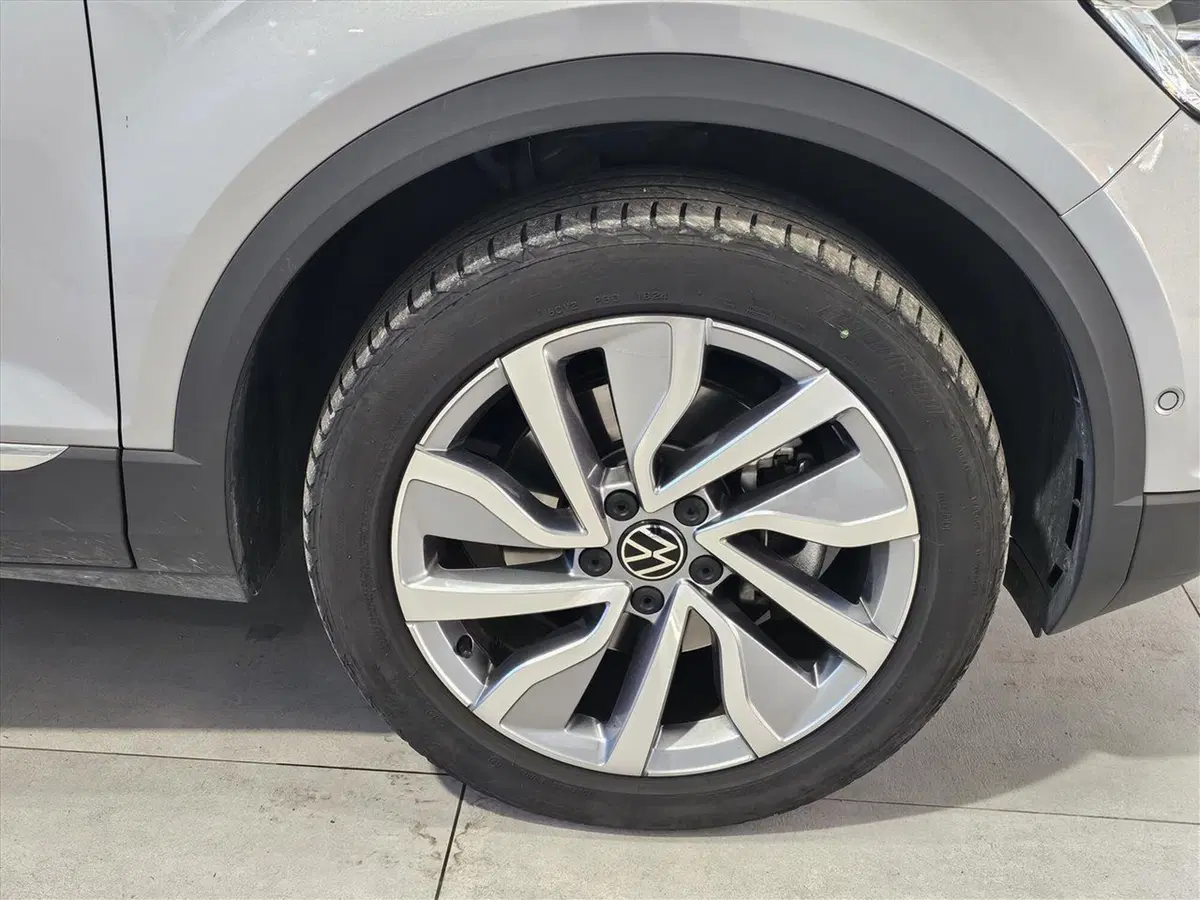Volkswagen T-Roc usata a Lecco (19)