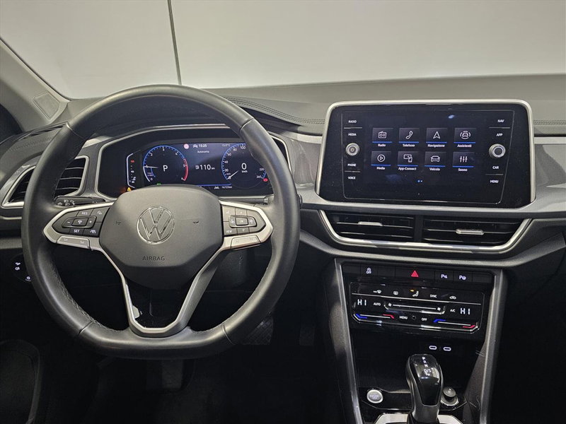 Volkswagen T-Roc usata a Lecco (6)