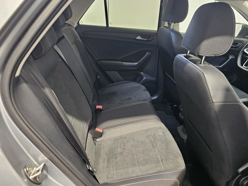 Volkswagen T-Roc usata a Lecco (9)