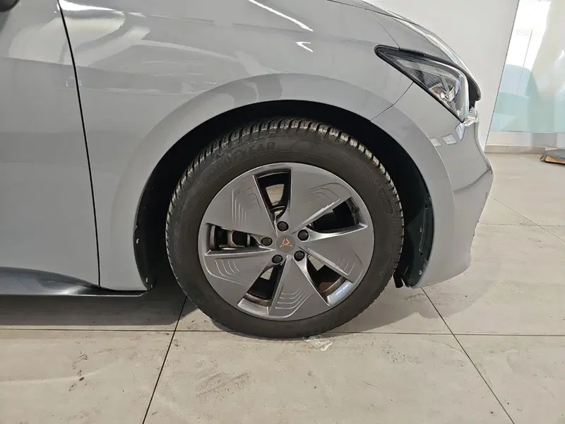Cupra Born usata a Lecco (19)