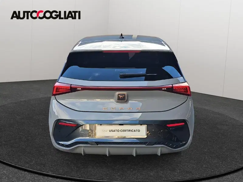 Cupra Born usata a Lecco (6)