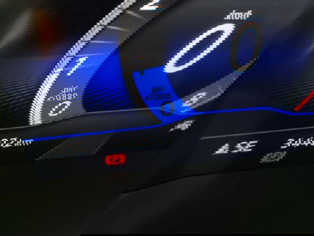 Volkswagen Taigo usata a Lecco (16)