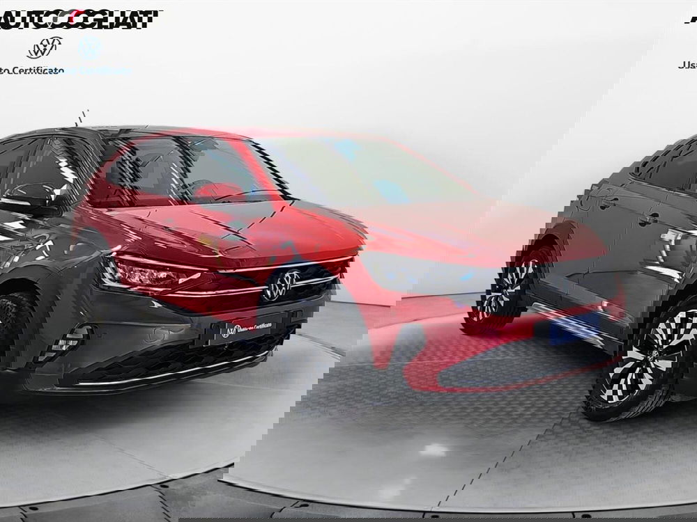 Volkswagen Taigo usata a Lecco (3)