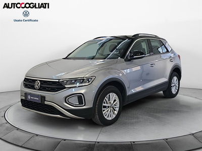 Volkswagen T-Roc 2.0 tdi Life 150cv dsg del 2023 usata a Merate