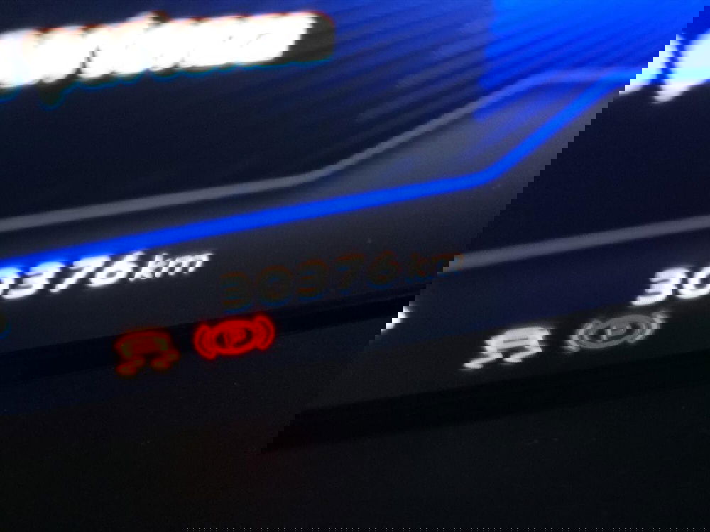 Volkswagen T-Roc usata a Lecco (19)