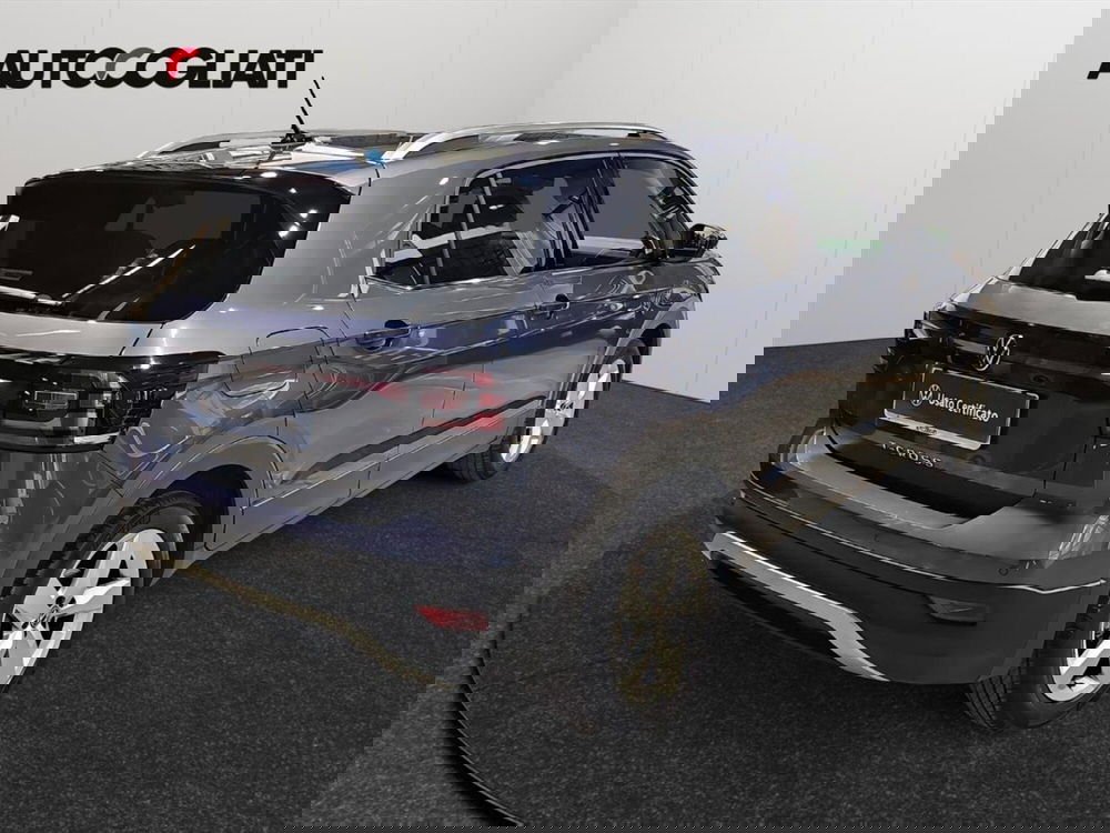 Volkswagen T-Cross usata a Lecco (3)