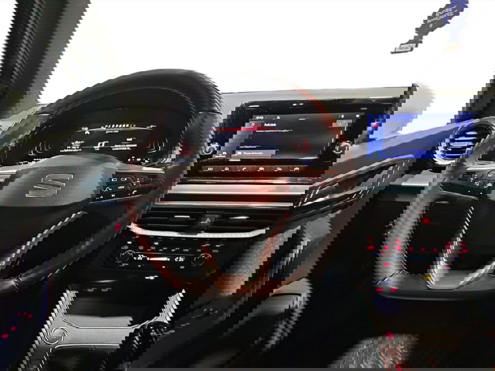 SEAT Arona usata a Lecco (12)